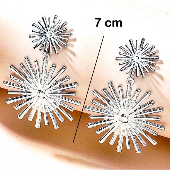 Any 2/$20! Silver Double Starburst Statement Party Drop Stud Earrings - Picture 4 of 6